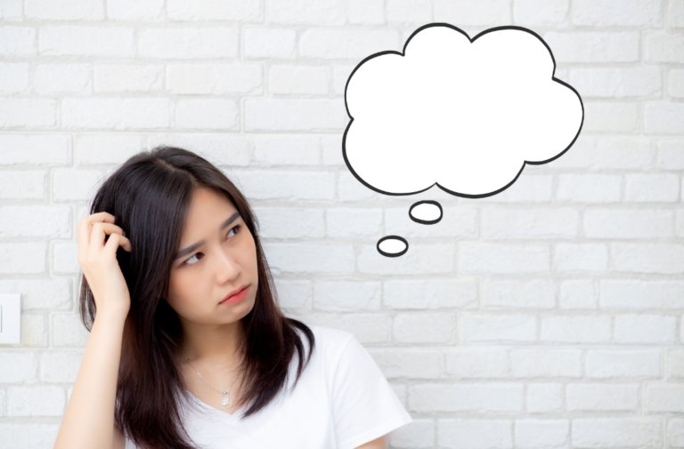 交通事故で悩む女性